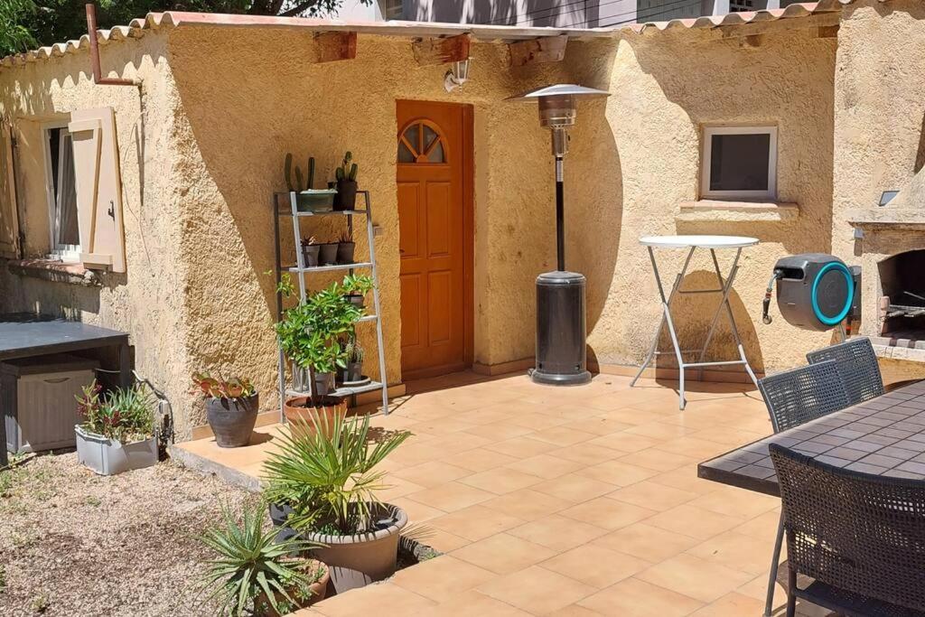 Studio Avignon Une Seule Piece Exterior photo